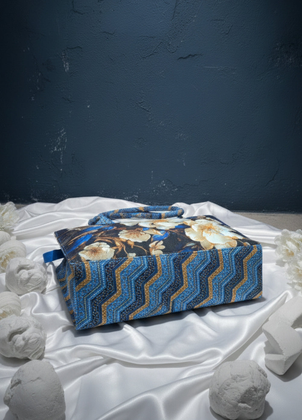 BLUE ROSE CANVAS - M171