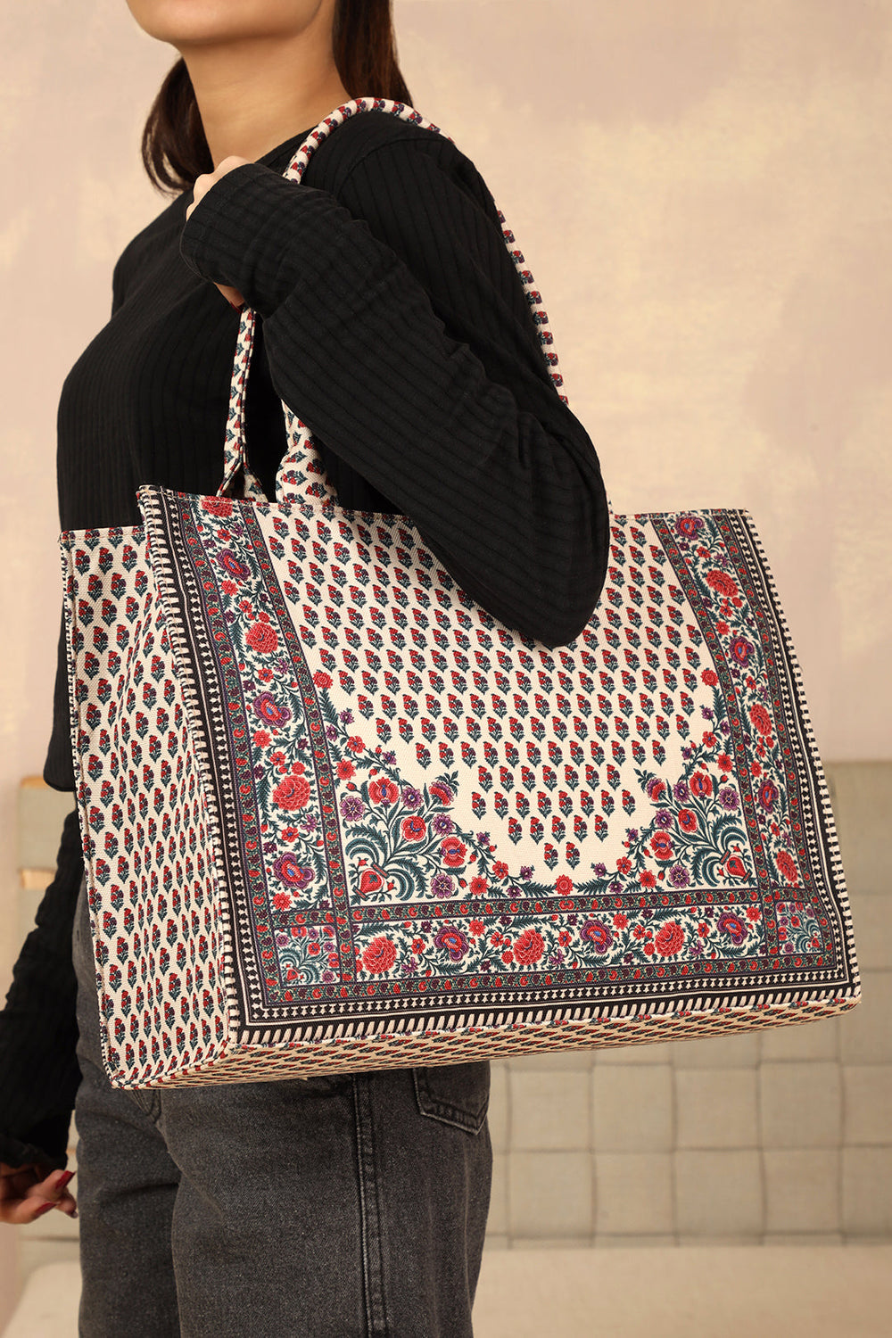 WestStyle Chatai canvas tote bag three-quarter view showing floral border gussets and printed handles canvas bags for women Pakistan