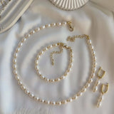 PEARL NECKLACE - M154