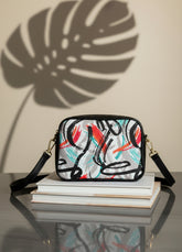 FUNK SCRIBBLE CROSSBODY - M175