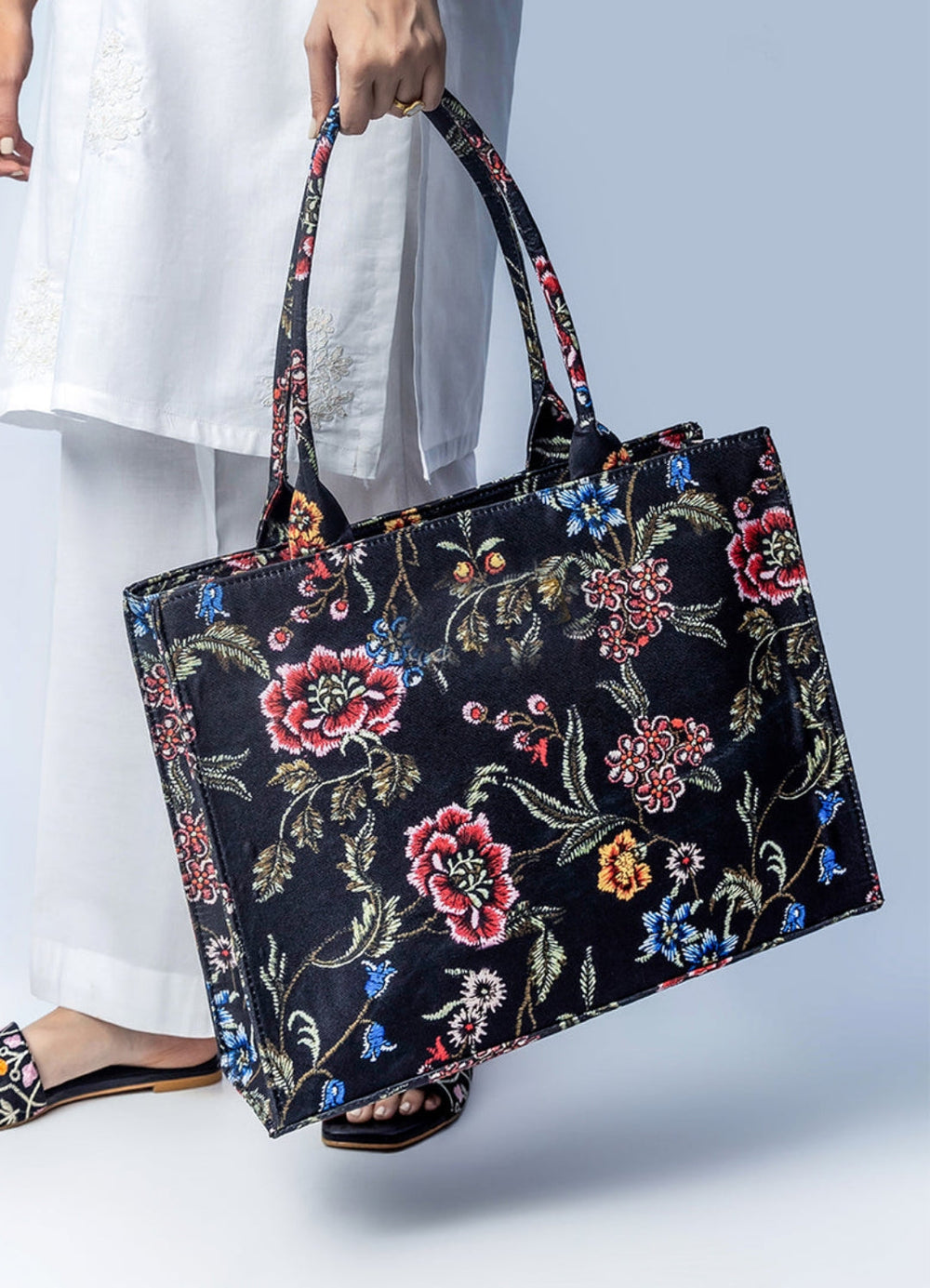 BLACK ROSE CANVAS - M102