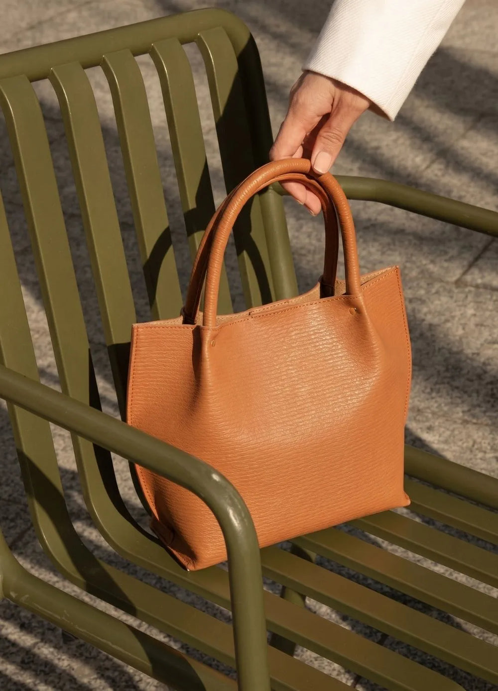 Women_sEclipseToteBag-Mustard_2