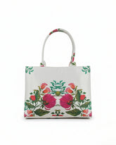 WHITE FLOWER CANVAS - M141