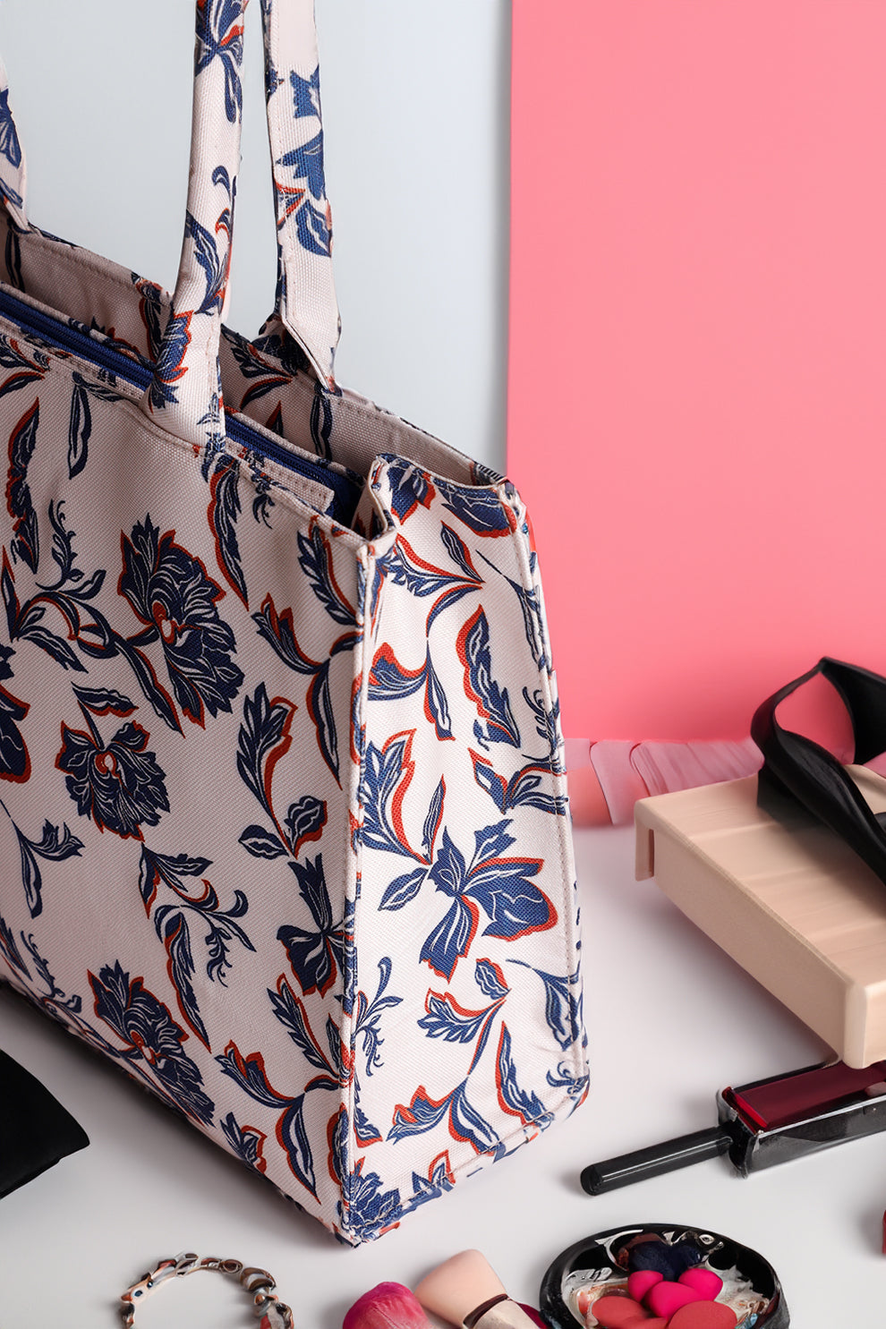 BLUE LEAFY CANVAS - M097