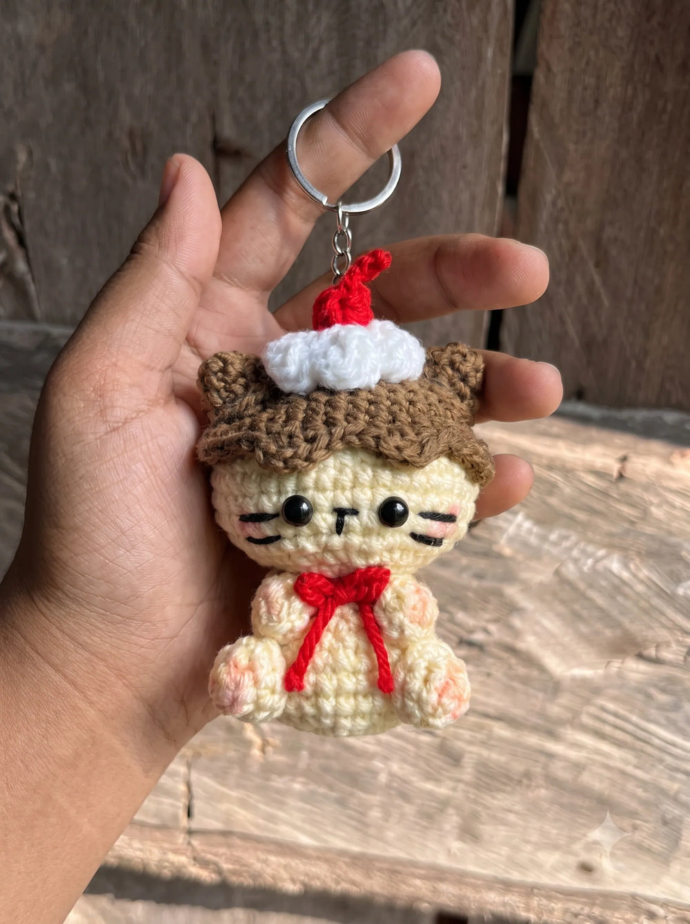 Trendy Bear Crochet Keychain for Girls - WestStyle