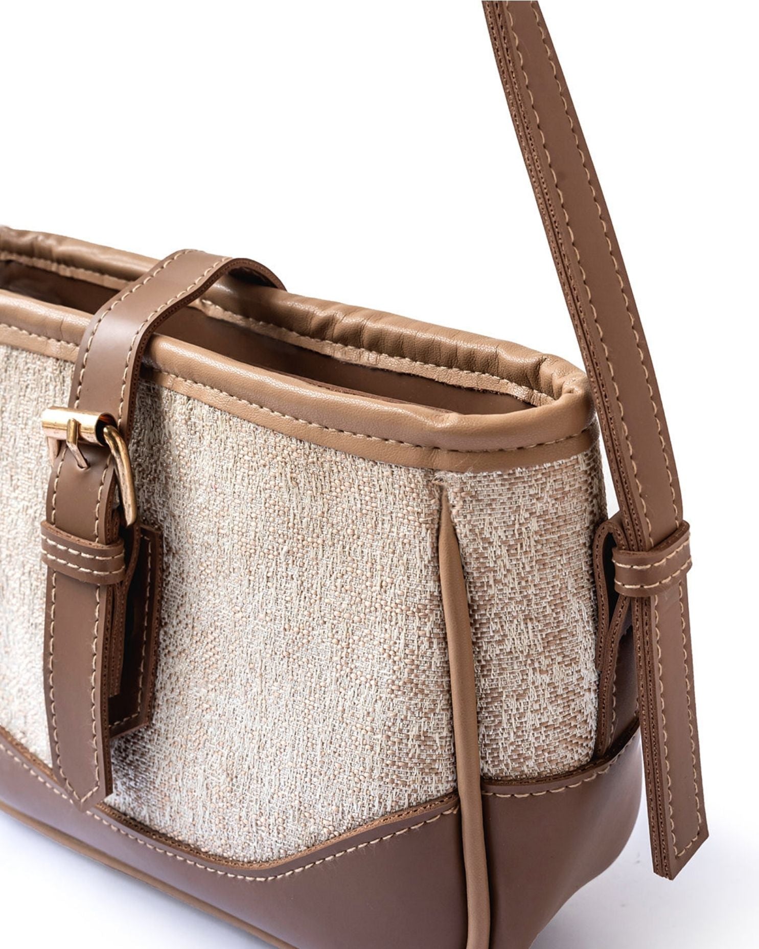 LEATHUTE CROSSBODY - BEIGE - M155