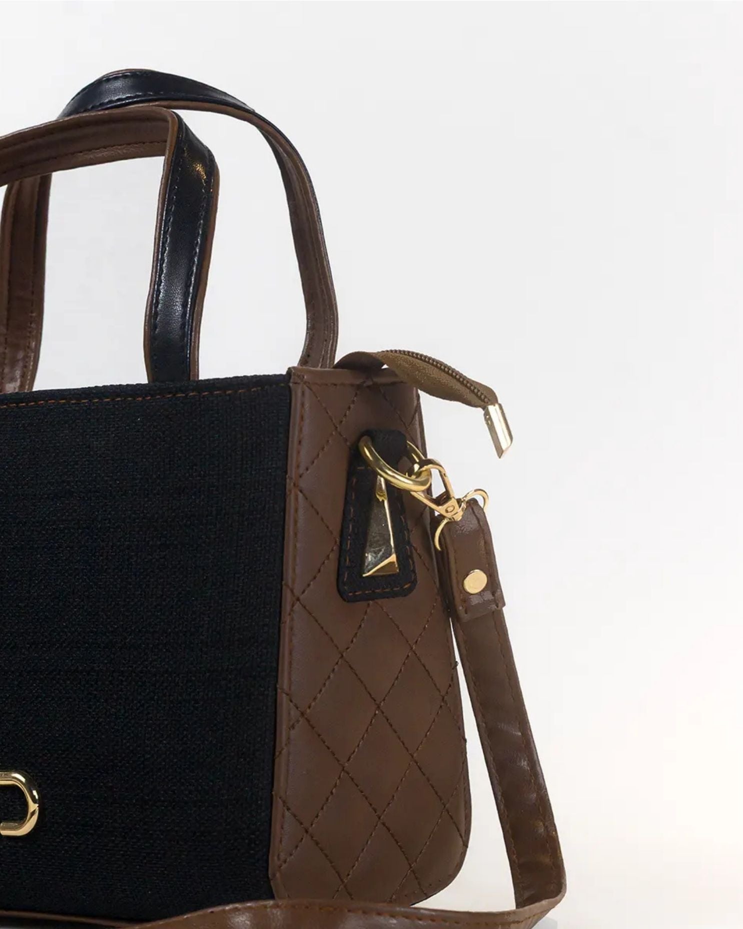 LUX BROOM HANDBAG - M158