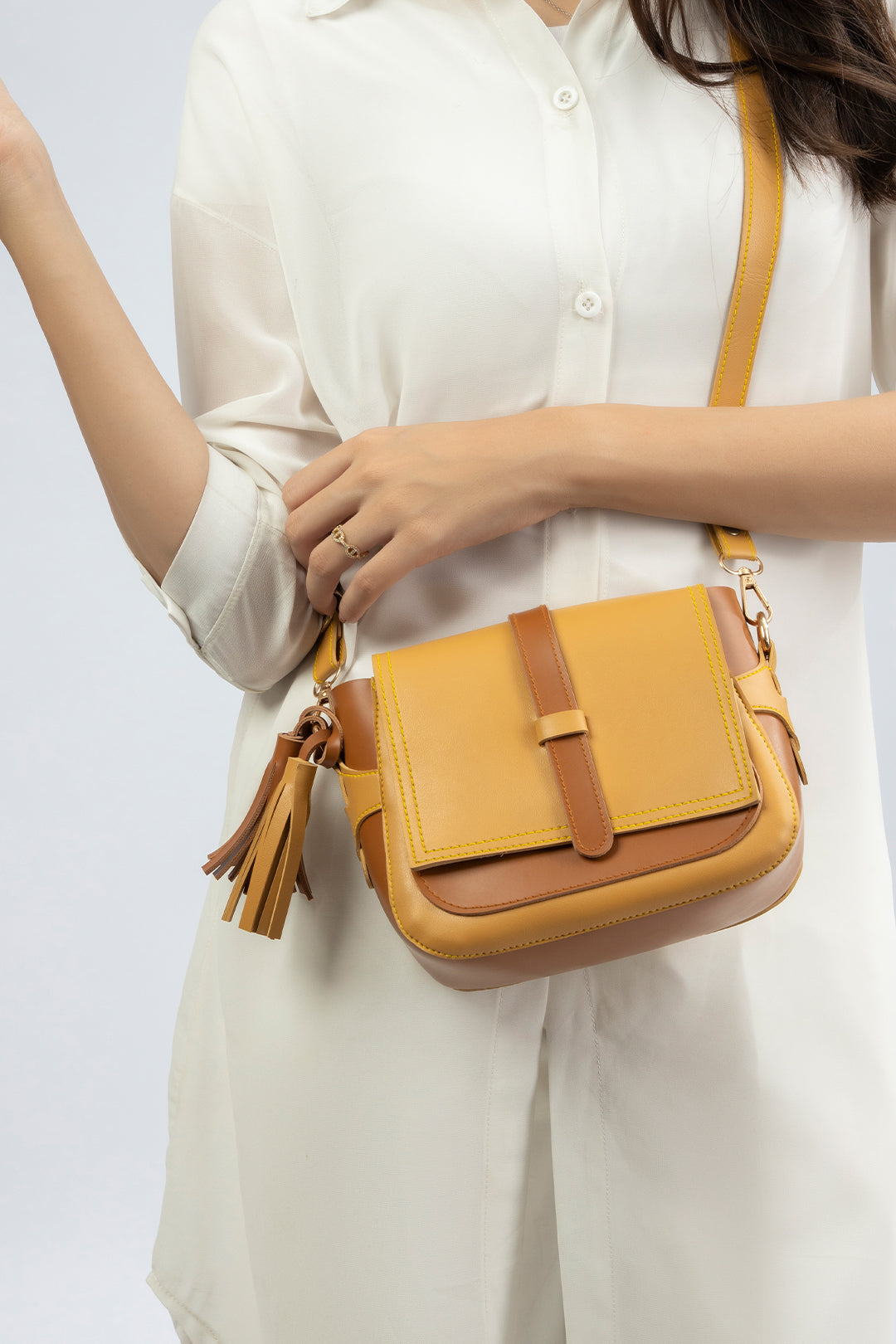 CROSSBODY BAG -  M006