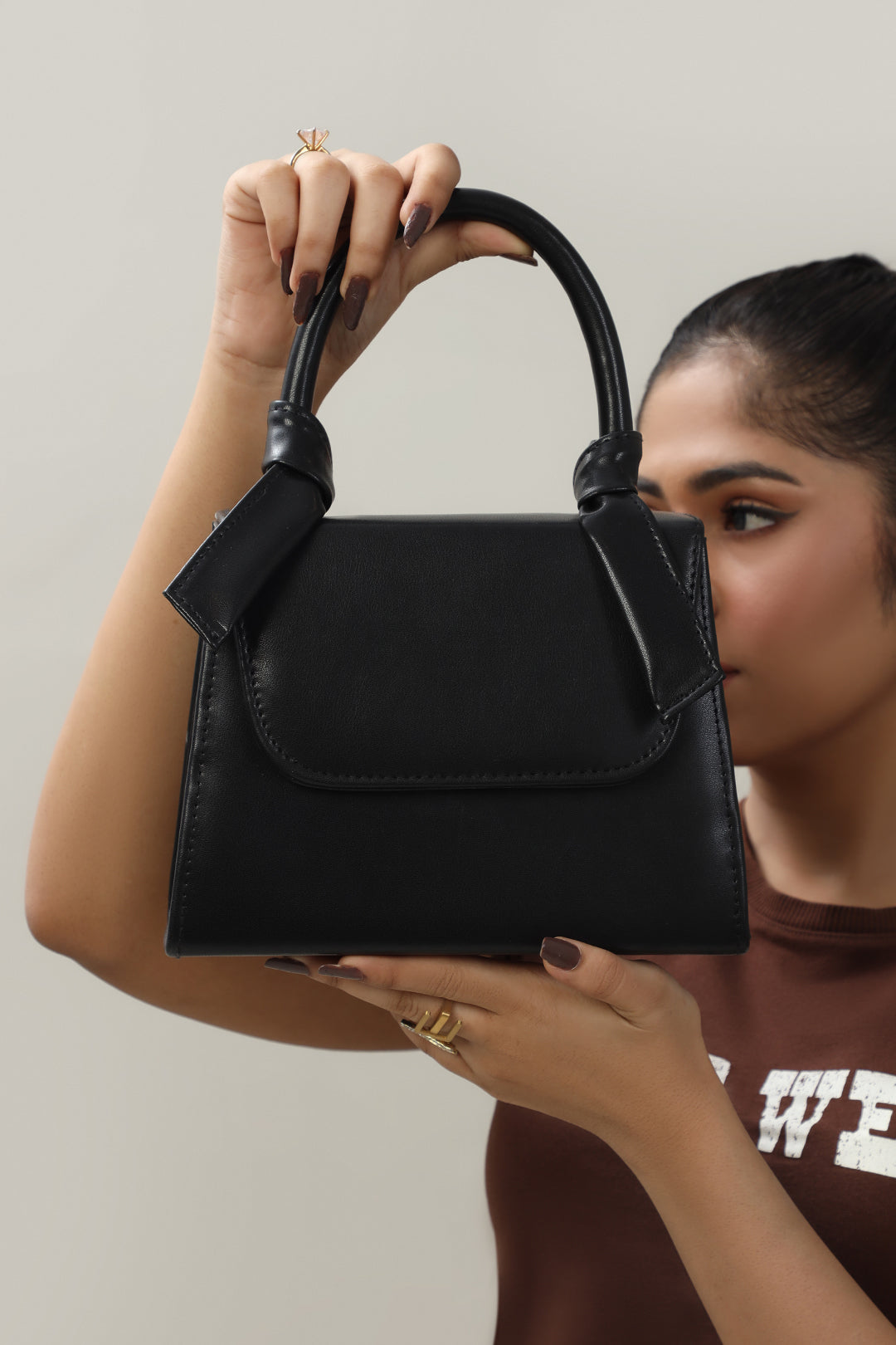 KNITTED CROSSBODY - BLACK - M044 WestStyle