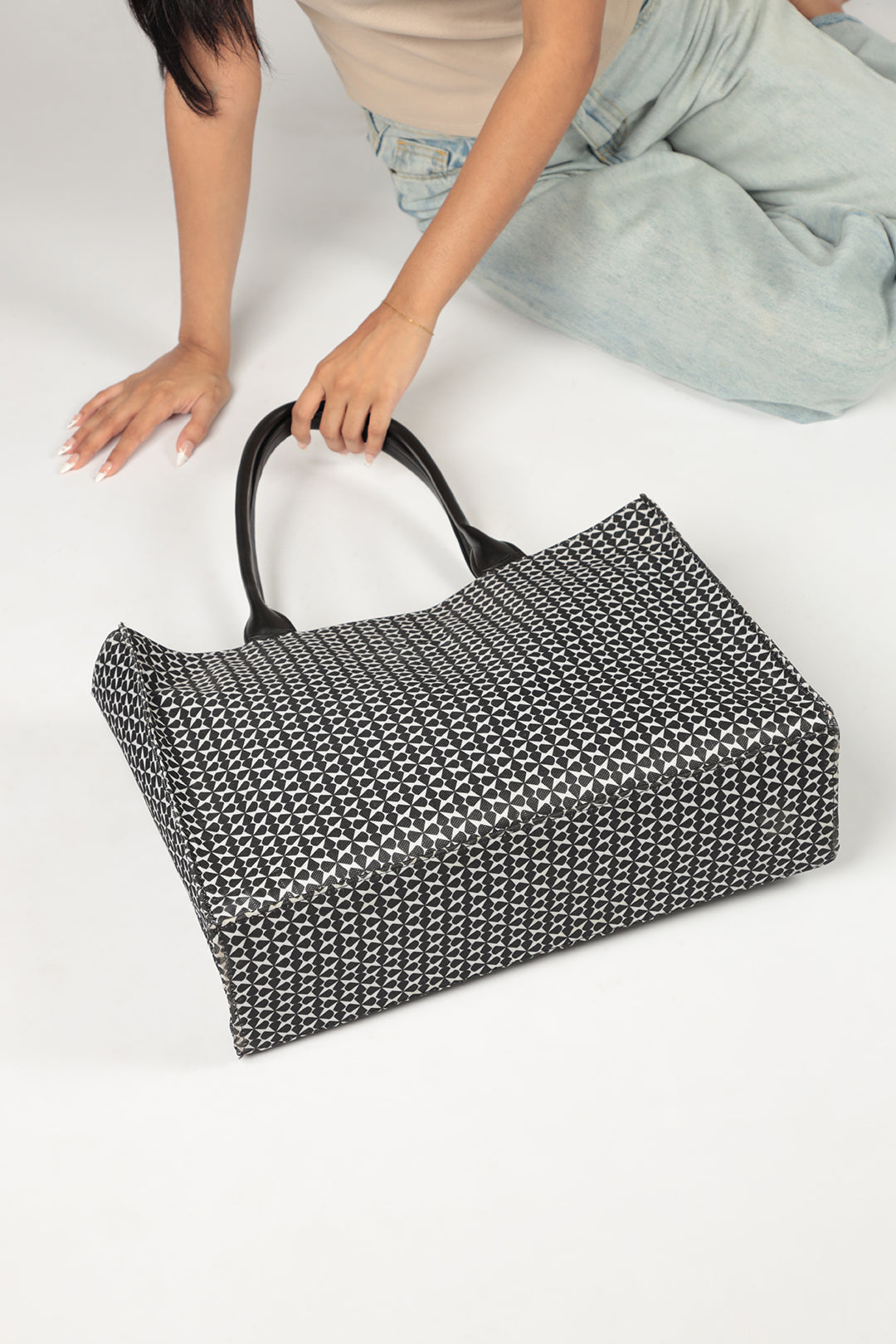 MONOCHROME CANVAS - M023 WestStyle