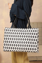 MONOCHROME CANVAS - M016 Muzeri