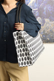 MONOCHROME CANVAS - M016 Muzeri