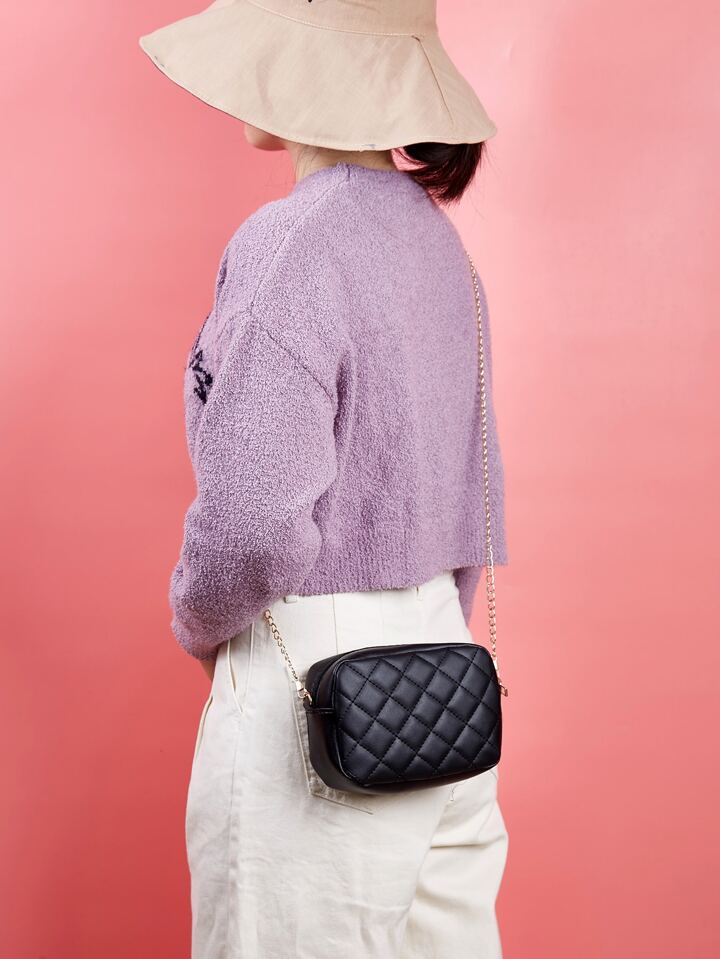 URBAN CHIC CROSBODY - BLACK - M079