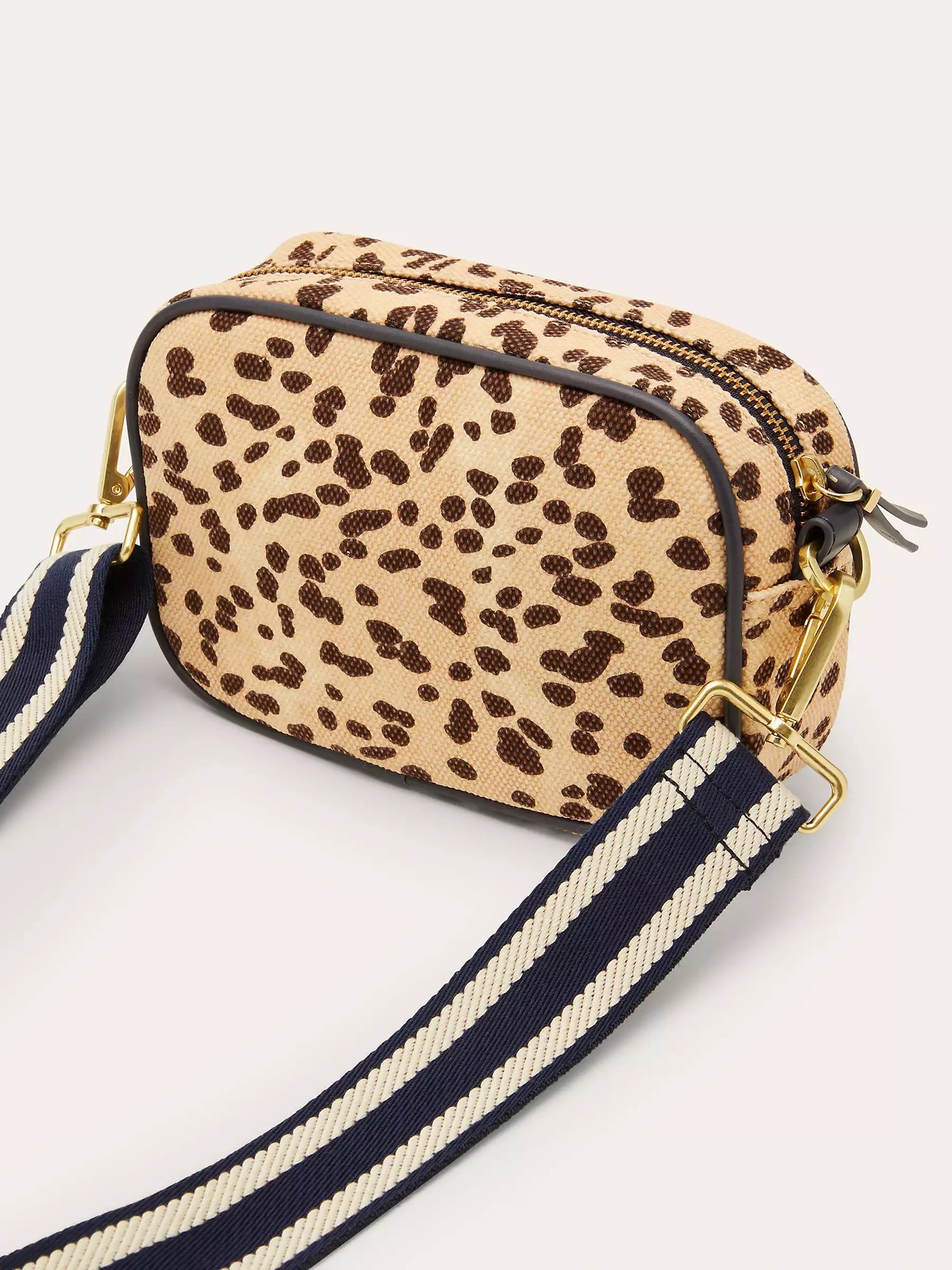 CHEETAH CROSSBODY - M121
