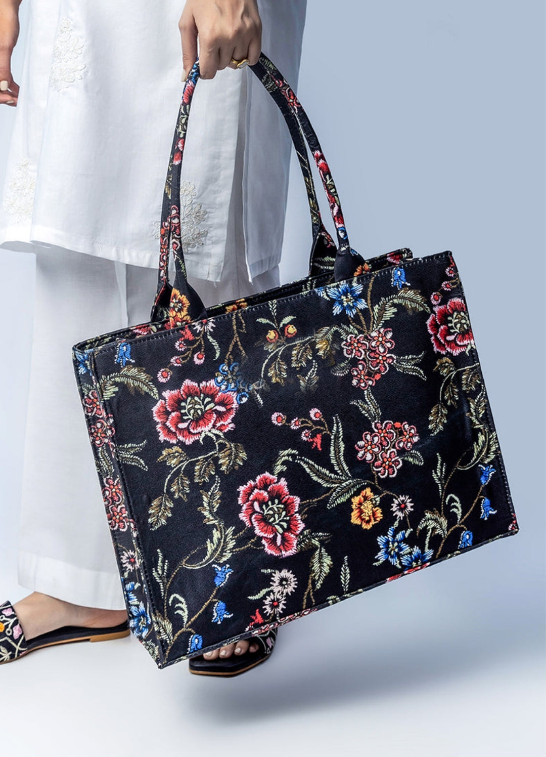 BLACK ROSE CANVAS - M102