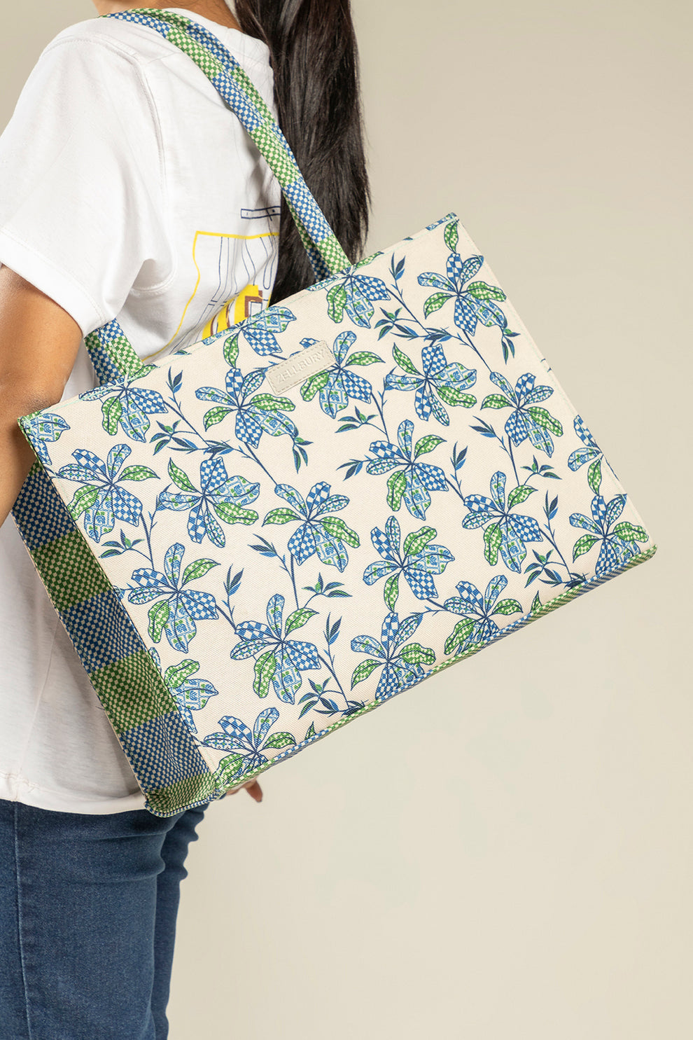 SPRING SPREE CANVAS - M130