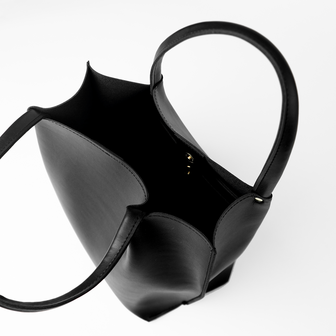 ECLIPSE TOTE - BLACK - M124