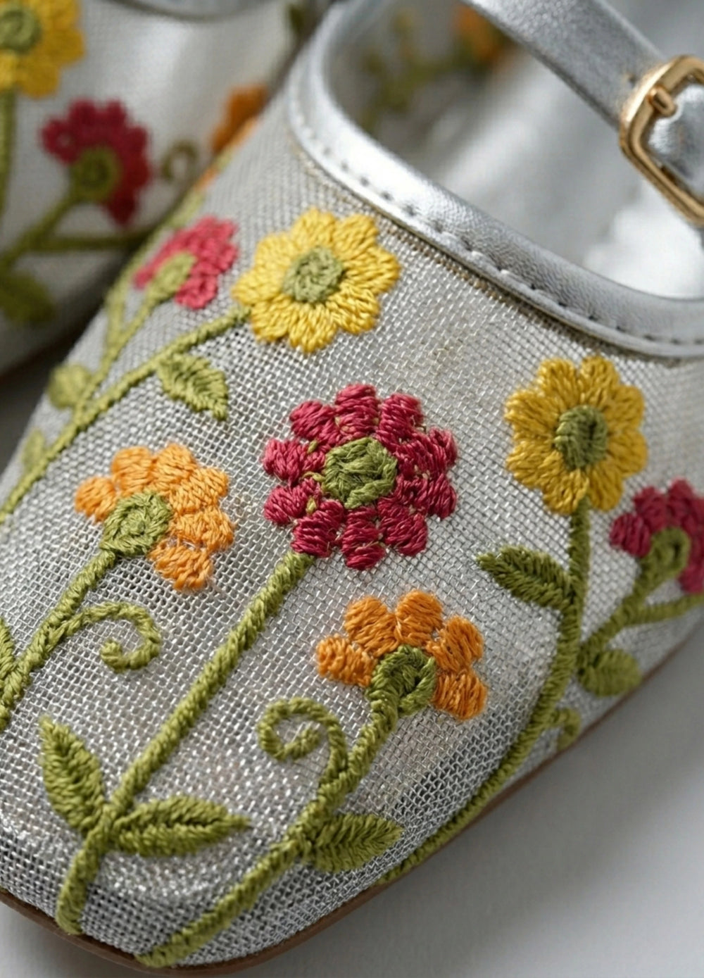 Women_s-Mesh-Flower-Pumpies-and-Ballerina-Shoes_3