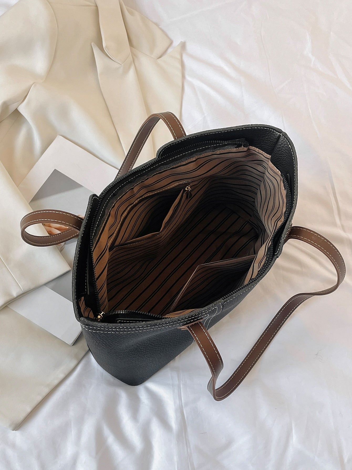 GRACE TOTE - BLACK - M077