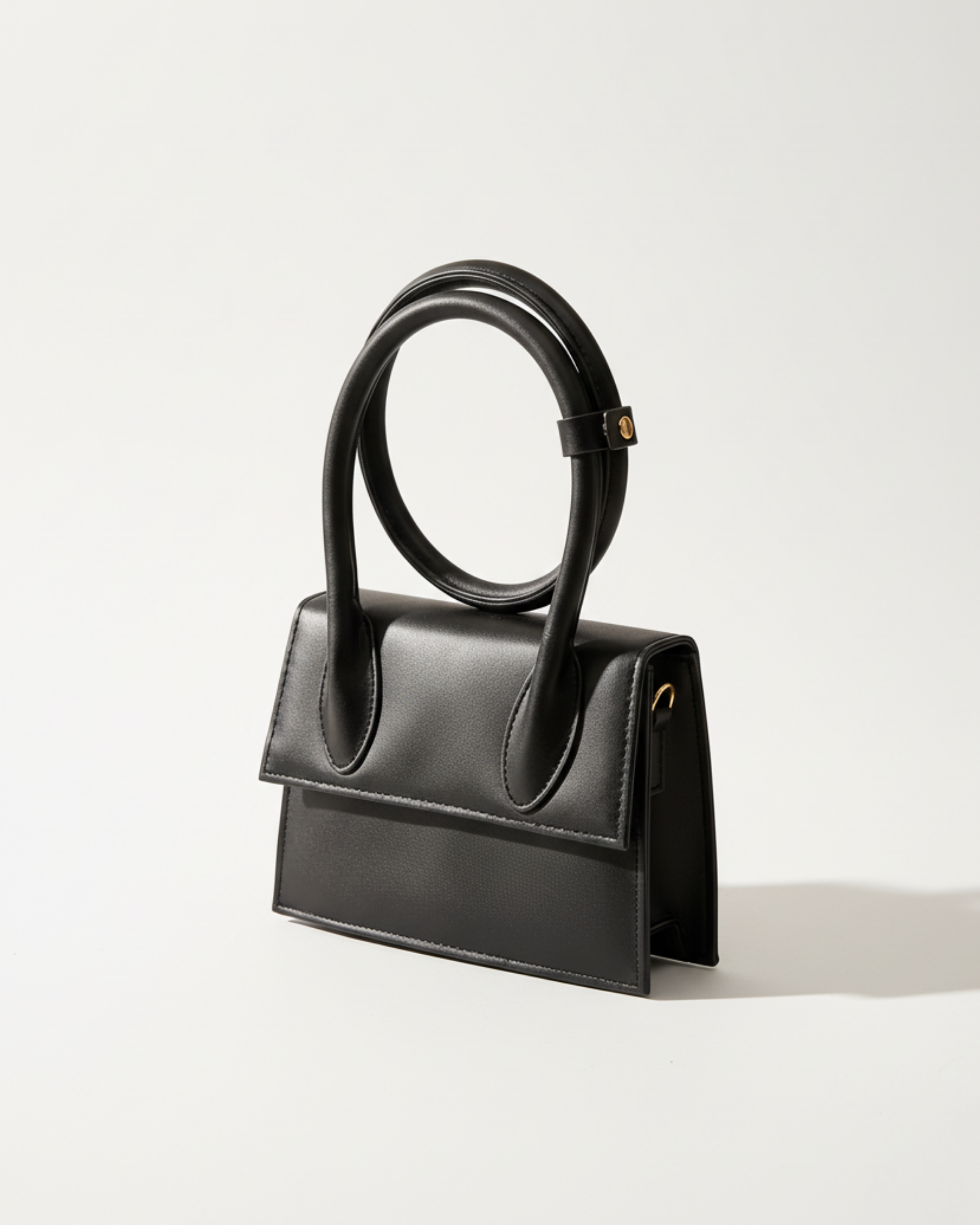 SWIRL HANDBAG - BLACK - M145