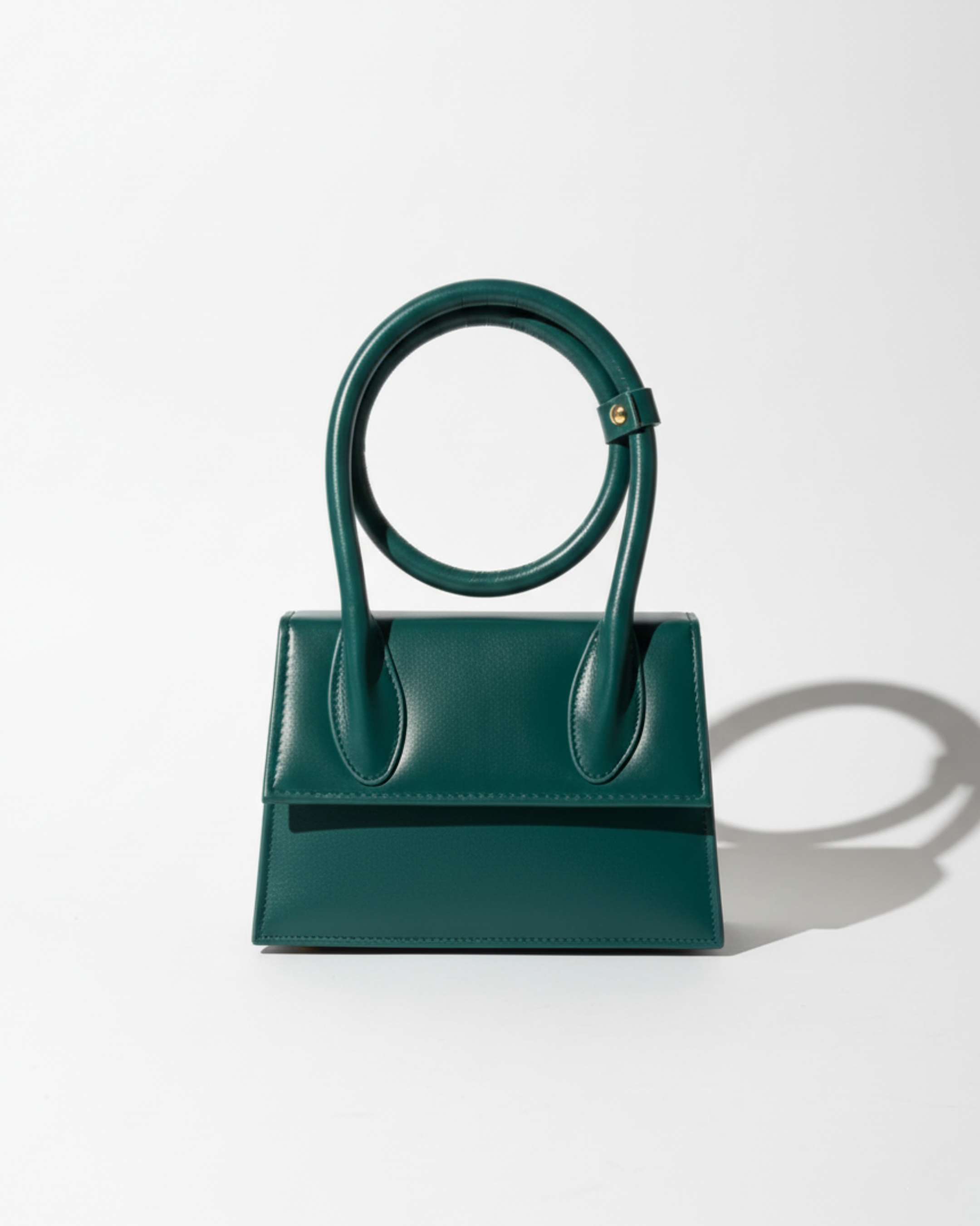 SWIRL HANDBAG - WHITE - M145