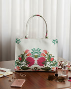 WHITE FLOWER CANVAS - M141