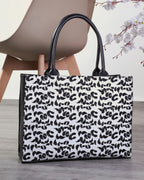 MONOCHROME CANVAS - M035 WestStyle