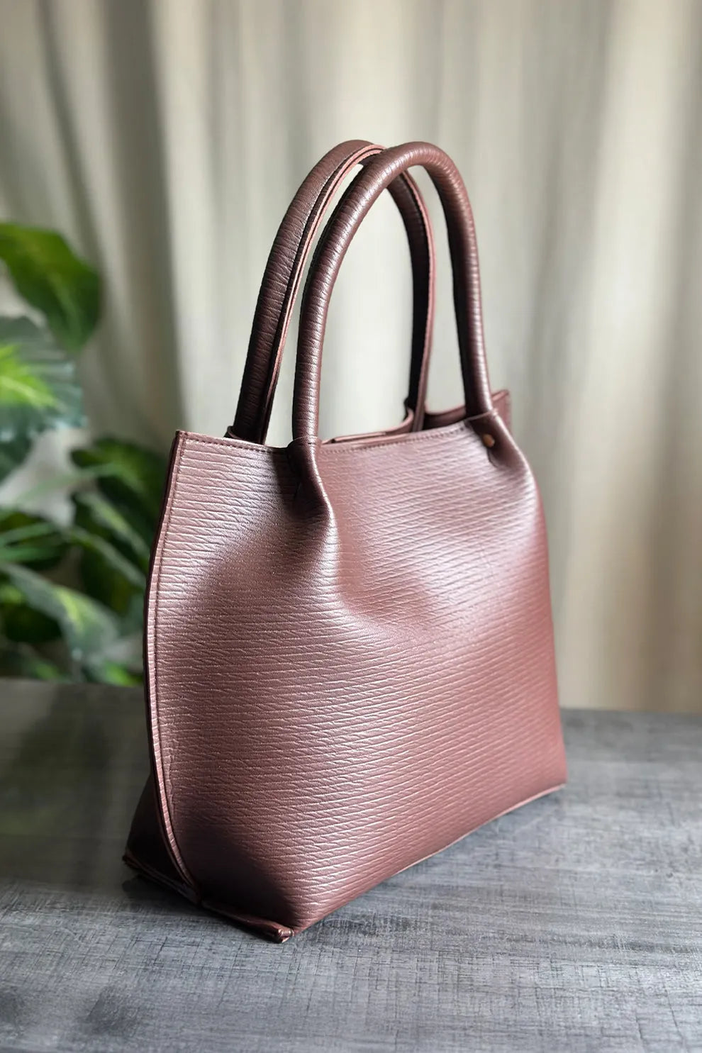 women_s-eclipse-tote-bag-brown_1