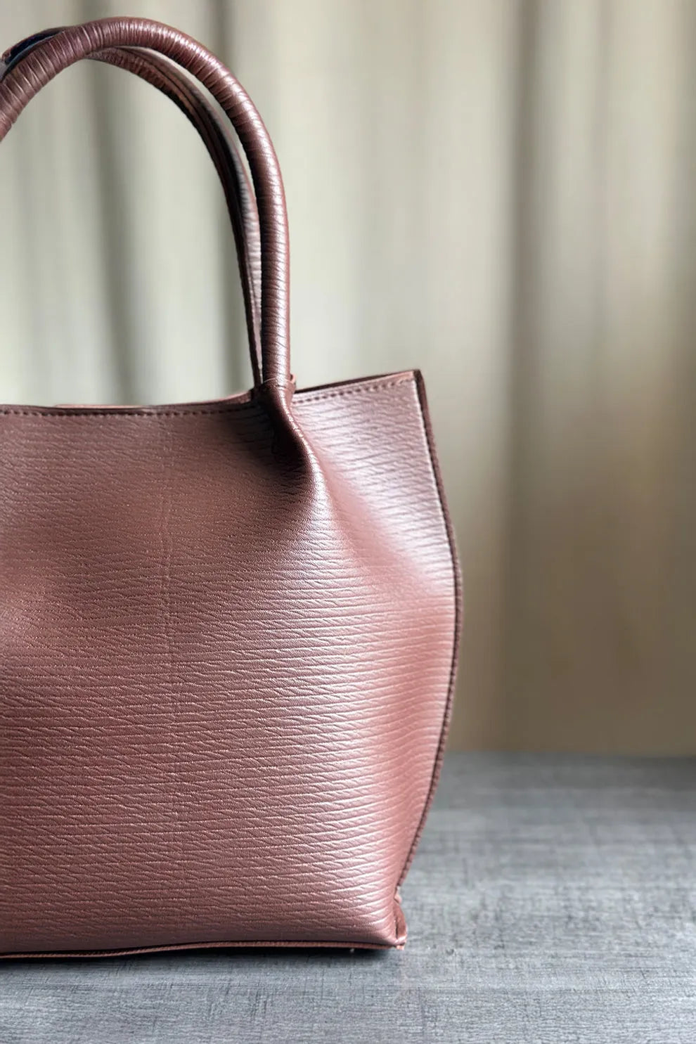 women_s-eclipse-tote-bag-brown_5